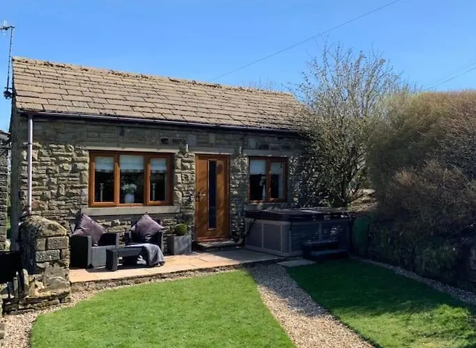 Hollies Cottage